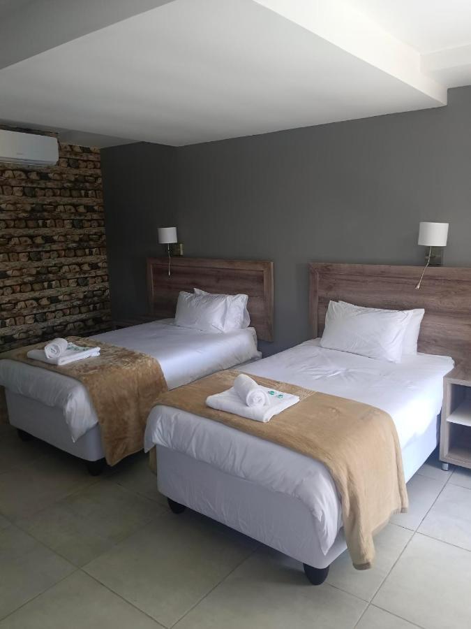 Green Fields Hotel, Coffee Bay Extérieur photo