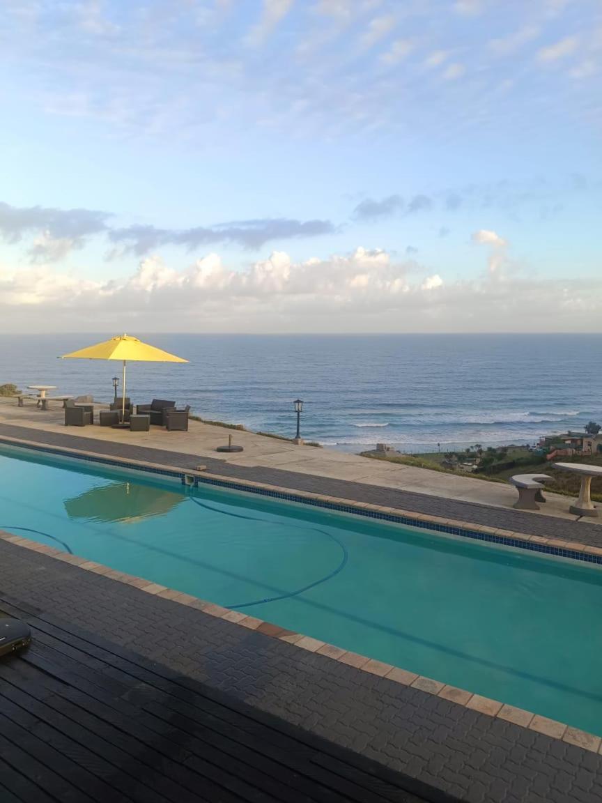 Green Fields Hotel, Coffee Bay Extérieur photo